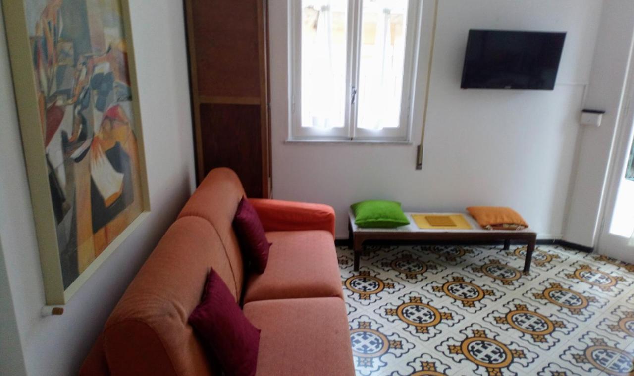 Ferienwohnung Casa Di Claude Con Posto Auto Finale Ligure Exterior foto
